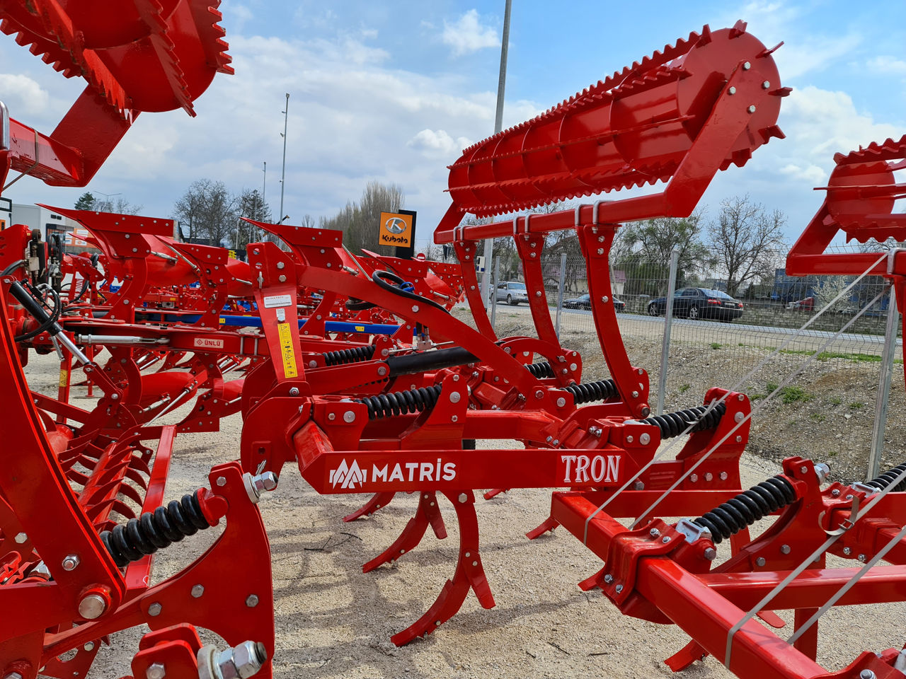 Subsolier Matris Tron