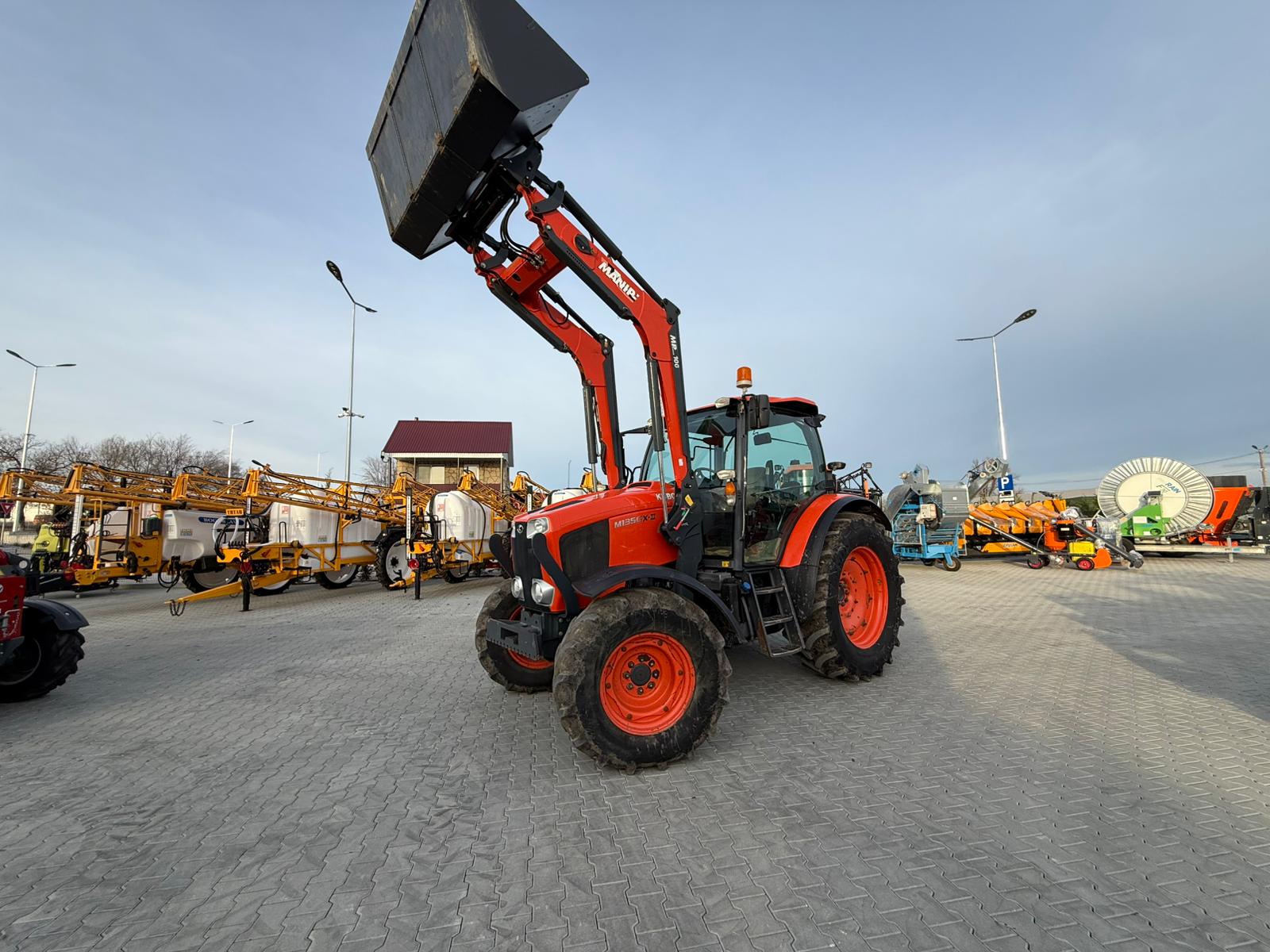 Kubota M135GX - 2017 год - 40140 €