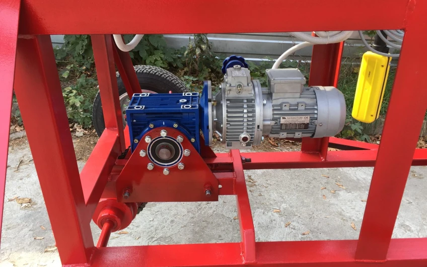 Încărcător de cereale ZM-100
