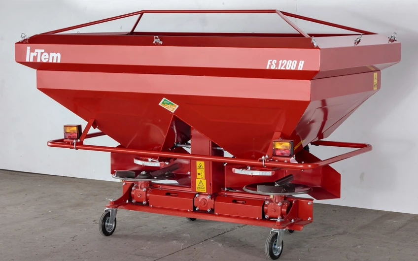 Distributor de fertilizanți IrTem