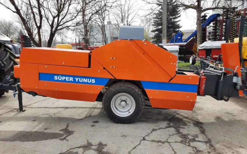 Presă de balotat PAKSAN