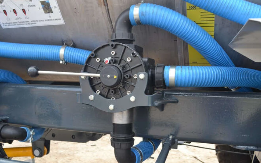 Stații de alimentare pulverizatoarelor RZS-6, RZS-11, RZS-16