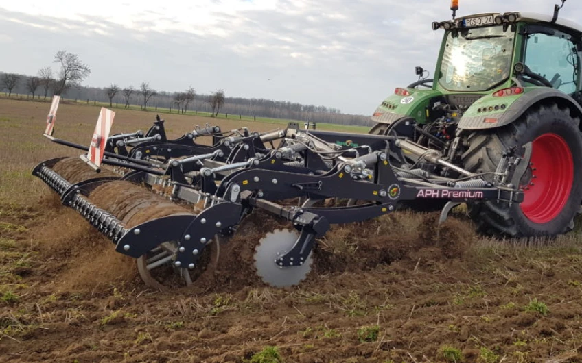 Cultivator de miriște Agro-Tom APH