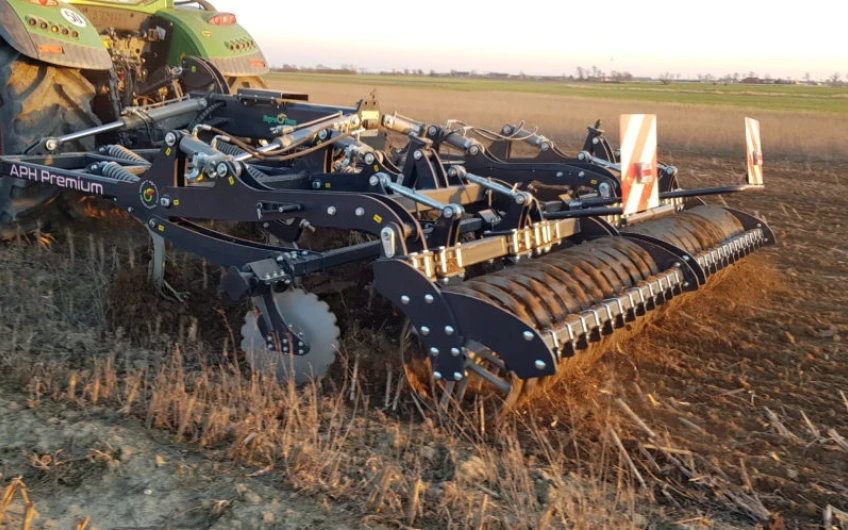 Cultivator de miriște Agro-Tom APH