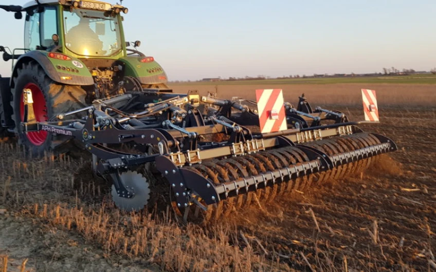 Cultivator de miriște Agro-Tom APH