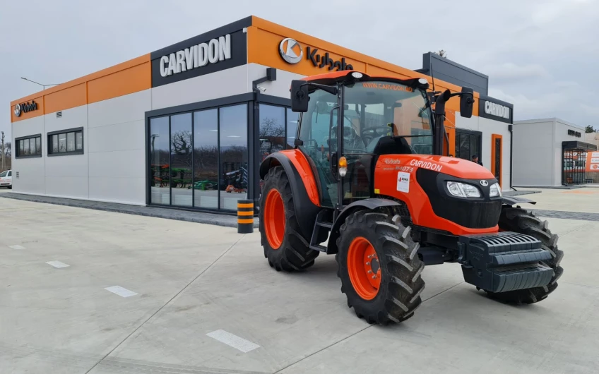 Kubota M4003 (66-74 CP)