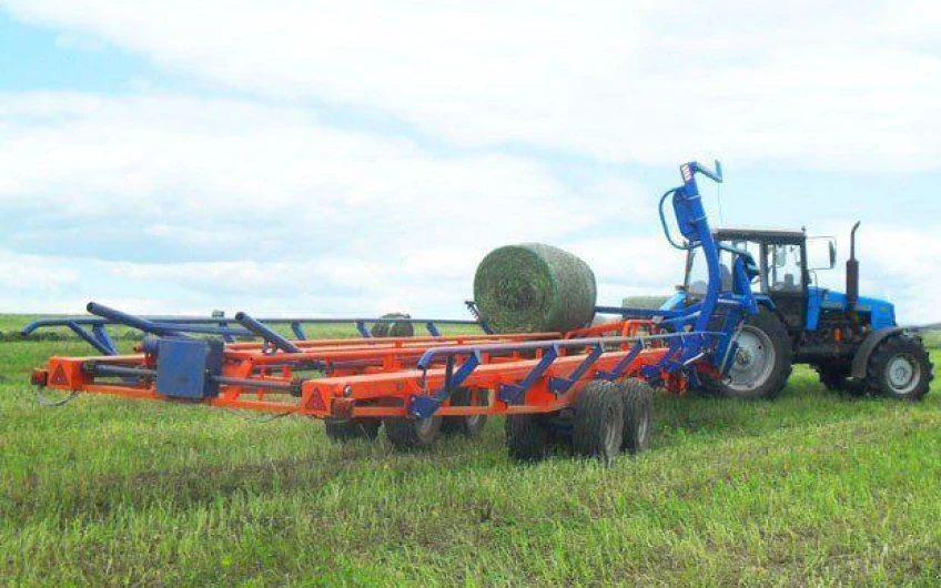 Transportorul de baloti - PR-18