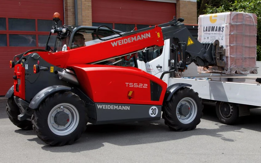 Încărcător telescopic Weidemann T5522