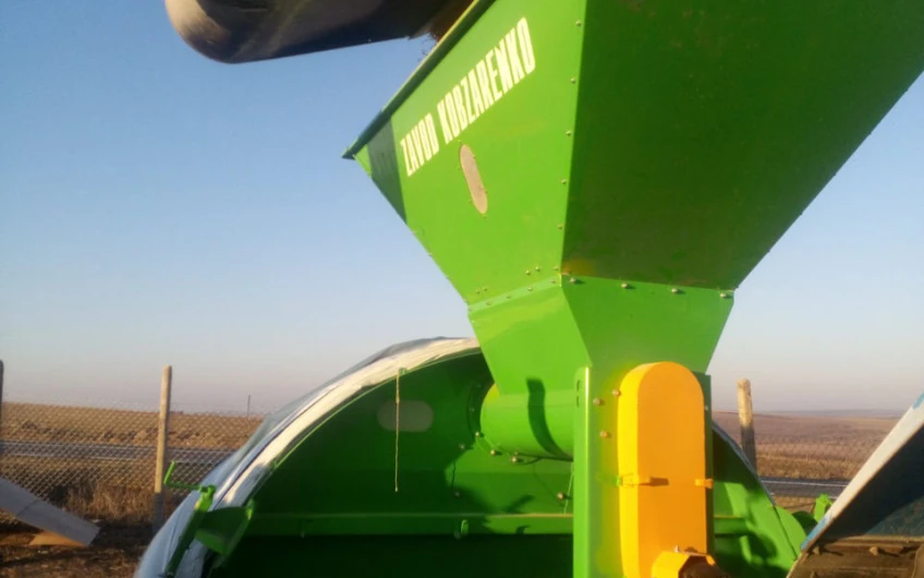 Mașină de împachetat cereale ZPM-180