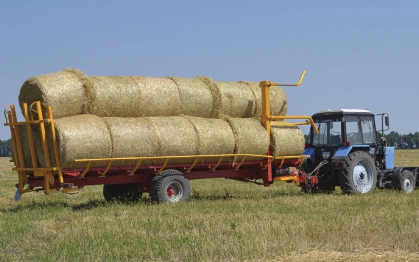 Semiremorcă cu baloți cu autoîncărcare PT-12-24