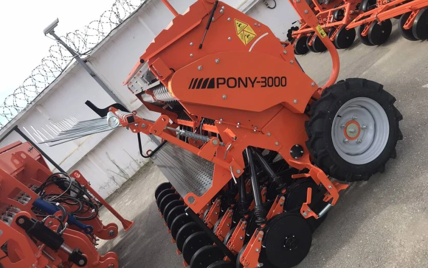 Semănătoare de cereale montată SZF-3000 PONY