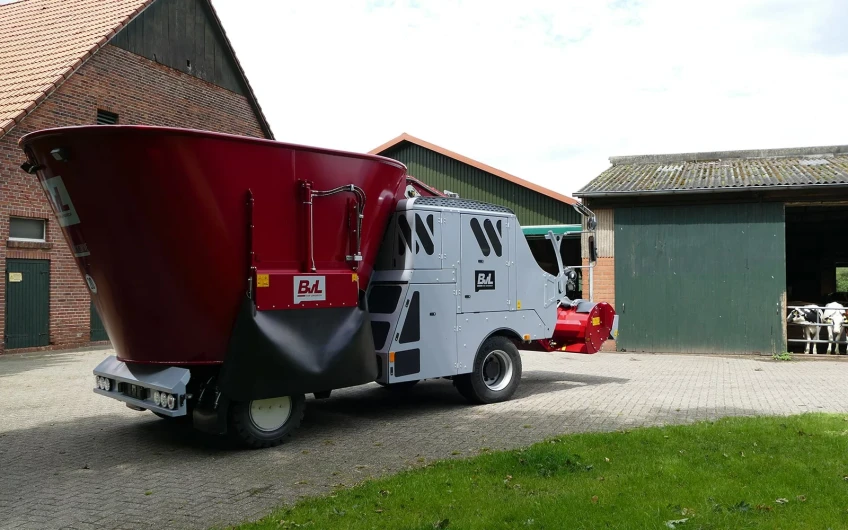 Mixer autopropulsat "BVL" V-MIX Drive Maximus Plus