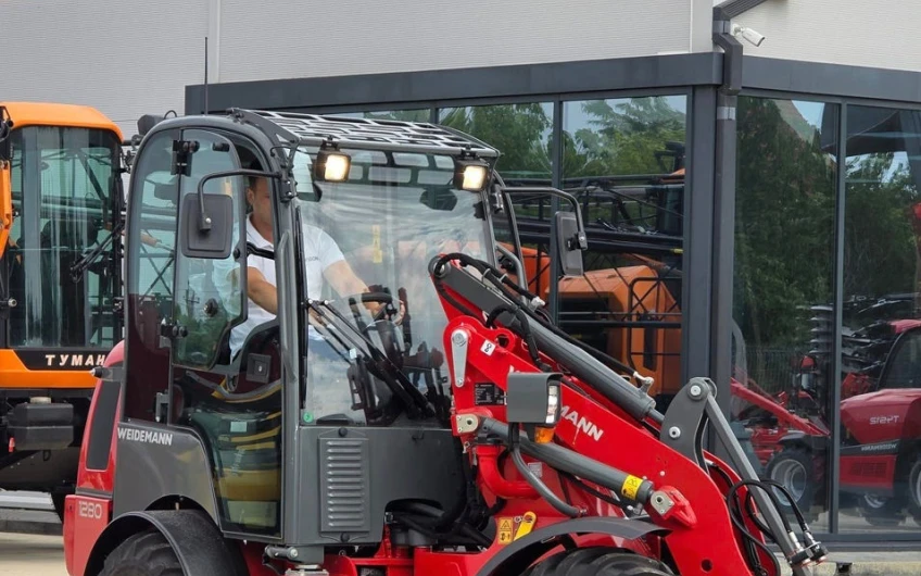 Hoftrac 1280 - Productiv și manevrabil