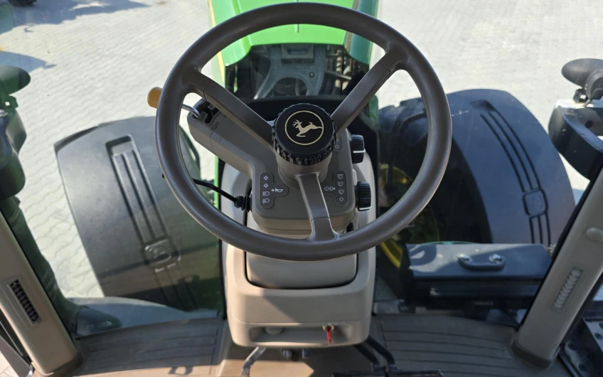 Трактор John Deere 7260R 2012