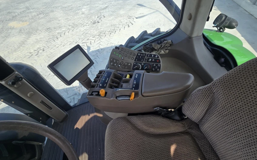Трактор John Deere R8285 2013