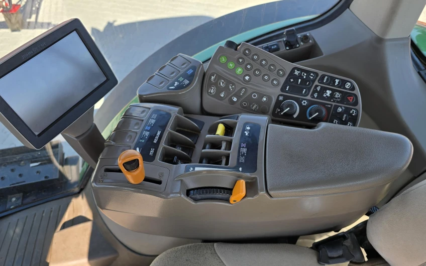 Трактор John Deere 7260R 2012