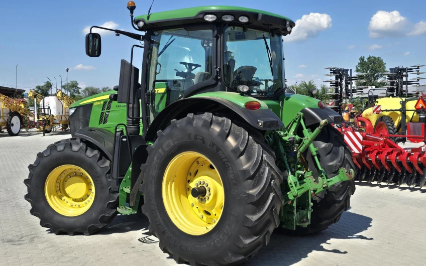 Трактор John Deere 7260R 2012